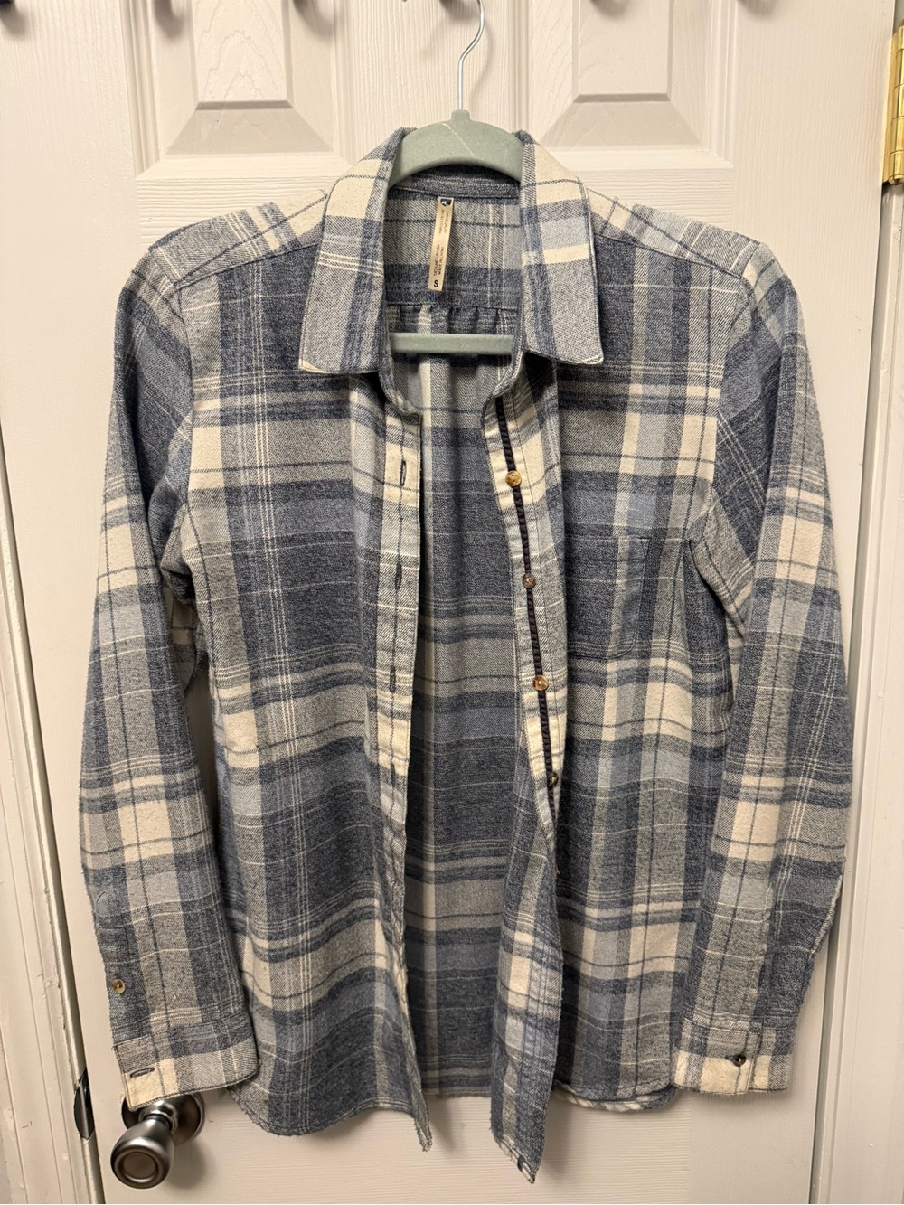 Kuhl Blue and Cream Plaid Button-Down Shirt
